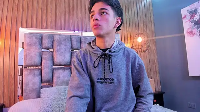 owen  johnson online show from November 10, 12:04 pm