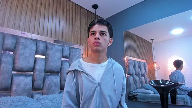 owen  johnson online show from January 15, 11:26 am