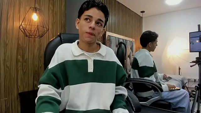 owen  johnson online show from February 22, 11:42 am