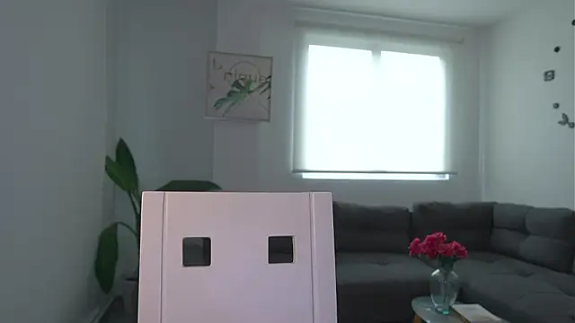 kyria 1 online show from March 11, 9:32 pm