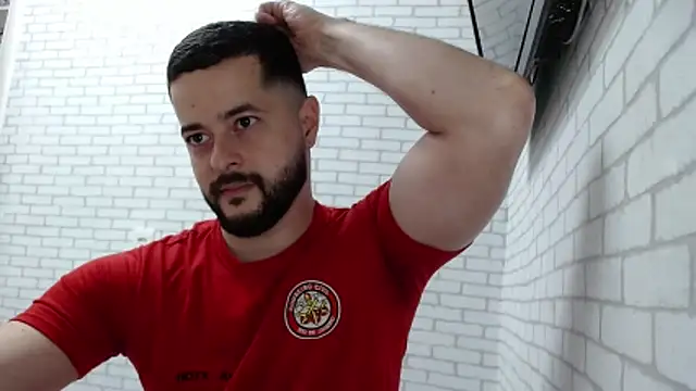 BombeiroHotx online show from November 5, 1:05 am