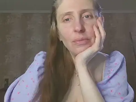 CandiCole online show from March 18, 4:15 am