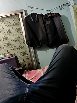 Snapshot of ya_sirwo chatting on September 8, 3:22 pm ya sirwo online show from September 8, 3:22 pm