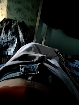 Snapshot of ya_sirwo chatting on November 26, 10:49 am ya sirwo online show from November 26, 10:49 am