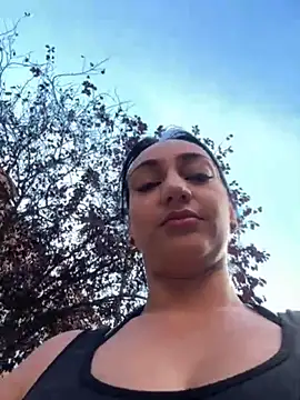 Ninabigtitied online show from October 16, 9:54 am