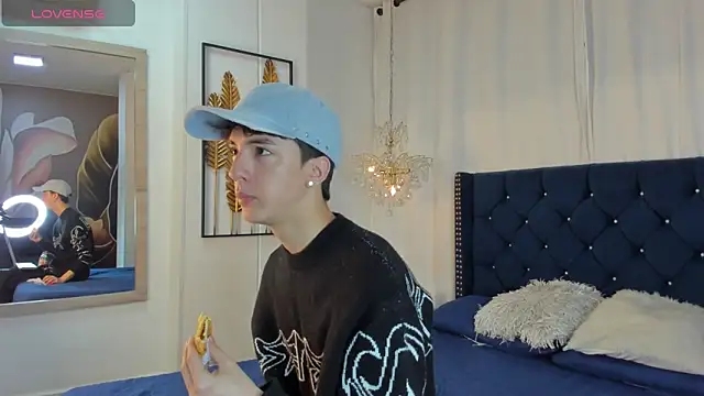 Snapshot of AerumChae chatting on March 4, 12:00 pm AerumChae online show from March 4, 12:00 pm