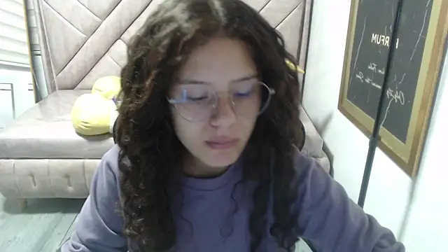 Snapshot of Velvet_Moon_V chatting on November 25, 1:11 pm Velvet Moon V online show from November 25, 1:11 pm