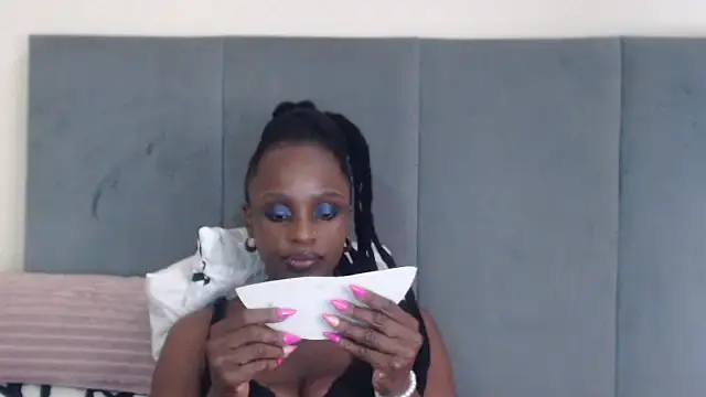 Jah-Queen online show from September 26, 7:45 am