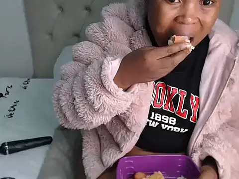 Lolly Ramochele online show from April 19, 10:56 pm