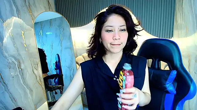 valentina r  online show from November 29, 3:20 am