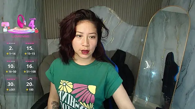 valentina r  online show from December 22, 3:14 am