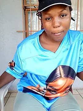 SweetHoney21  online show from January 6, 3:05 pm