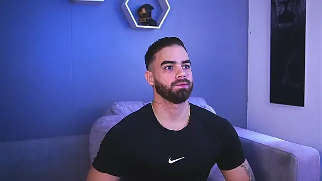 Paul Phoenix online show from October 22, 6:18 pm