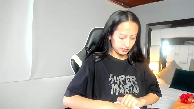 Adhara7 online show from December 2, 7:20 pm