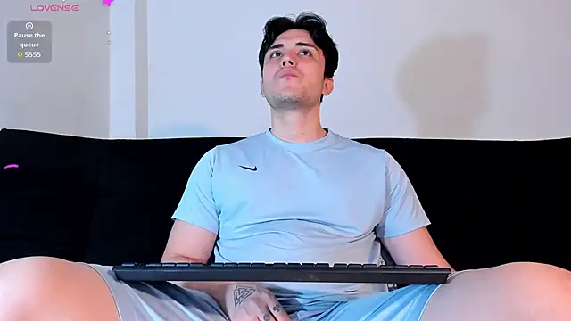 Snapshot of jasonxd9898 chatting on November 6, 12:55 am jasonxd9898 online show from November 6, 12:55 am