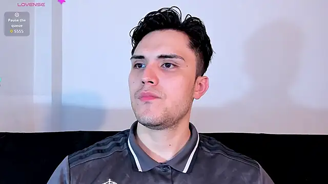 Snapshot of jasonxd9898 chatting on November 14, 1:04 am jasonxd9898 online show from November 14, 1:04 am