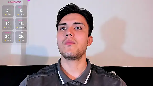 Snapshot of jasonxd9898 chatting on November 28, 1:41 am jasonxd9898 online show from November 28, 1:41 am