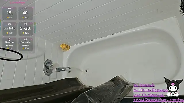 daddysgoodgrl215 online show from February 13, 1:56 am