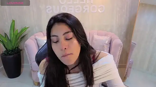 Zoe Blaze A online show from October 10, 12:26 pm