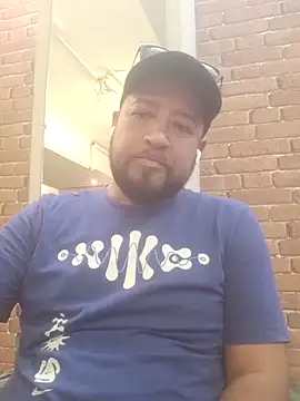 Snapshot of facha28 chatting on November 12, 6:52 pm facha28 online show from November 12, 6:52 pm