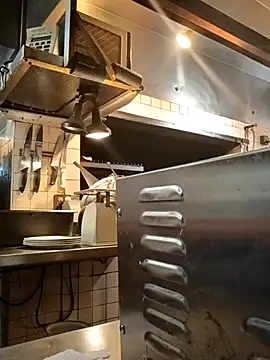 Snapshot of sarahkat86 chatting on September 12, 4:29 pm sarahkat86 online show from September 12, 4:29 pm