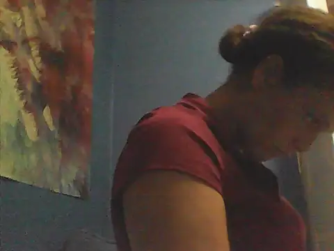 Snapshot of sarahkat86 chatting on October 8, 12:30 am sarahkat86 online show from October 8, 12:30 am