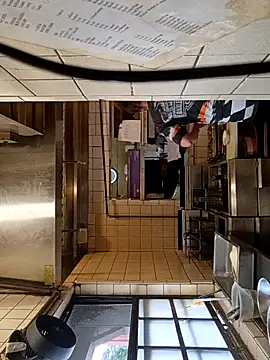 Snapshot of sarahkat86 chatting on October 28, 3:47 pm sarahkat86 online show from October 28, 3:47 pm