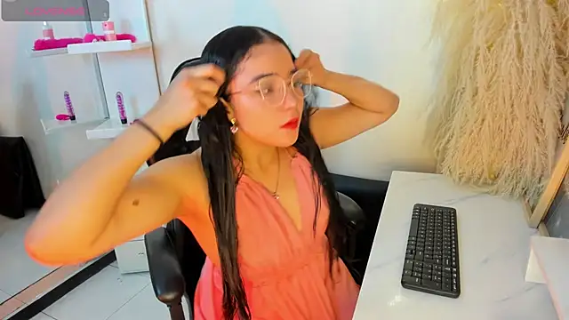 CamiJones online show from September 10, 11:54 am