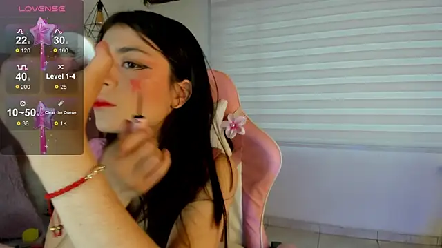 Snapshot of Jade_rey_ chatting on October 6, 8:28 pm Jade rey online show from October 6, 8:28 pm