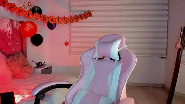 Snapshot of Jade_rey_ chatting on October 30, 2:46 am Jade rey online show from October 30, 2:46 am