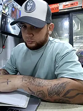 Catire10  online show from December 5, 1:42 pm