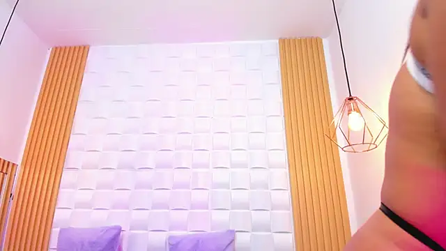 AriaBelle online show from September 15, 7:03 pm