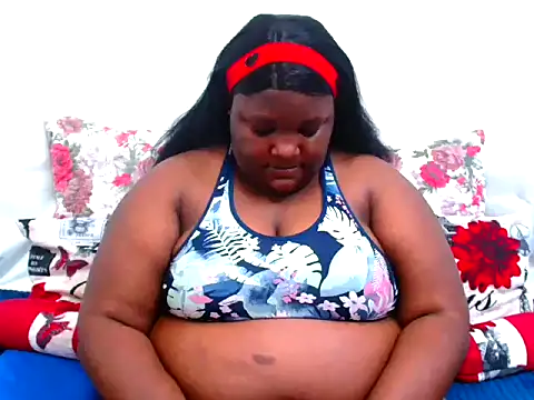 Snapshot of ChubbyBoobsxxx chatting on October 19, 6:14 am ChubbyBoobsxxx online show from October 19, 6:14 am