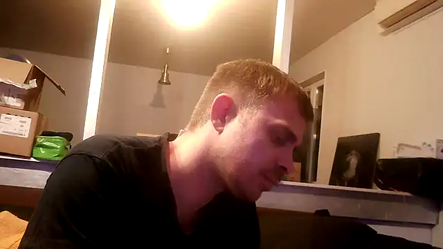 Bikerhot883hd online show from October 1, 8:15 pm