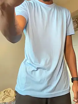 Snapshot of Lustking2406 chatting on October 3, 10:12 am Lustking2406 online show from October 3, 10:12 am