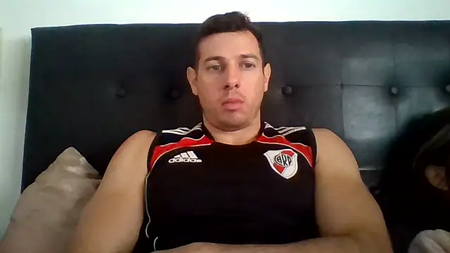 Snapshot of luca23millo90 chatting on October 29, 6:20 pm luca23millo90 online show from October 29, 6:20 pm