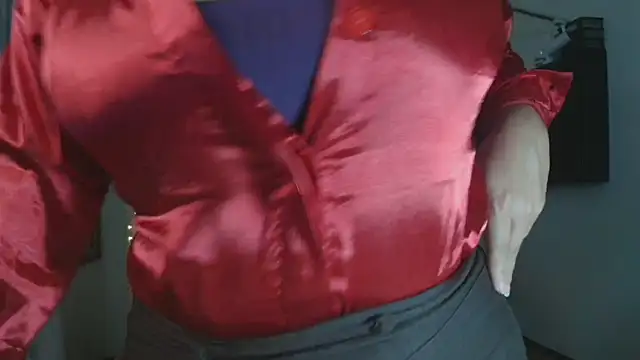 samanthahut1 online show from December 16, 10:48 pm