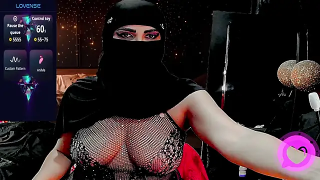 SultanaLayla online show from November 26, 7:59 pm