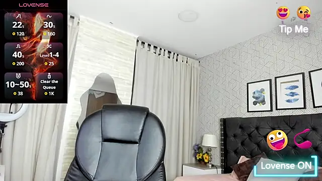 sweet  vanessa1 online show from September 14, 4:44 am