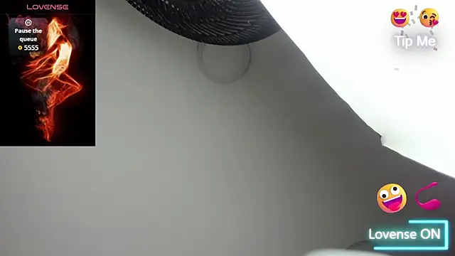 sweet  vanessa1 online show from September 30, 3:33 am