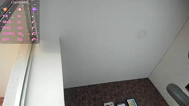 sweet  vanessa1 online show from March 3, 11:21 pm