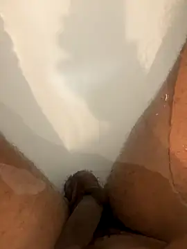 Snapshot of metissebmlongue chatting on September 27, 1:21 am metissebmlongue online show from September 27, 1:21 am