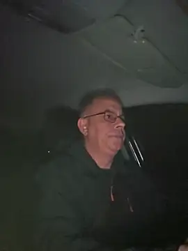 andyjulia online show from November 3, 5:20 am