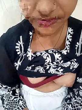 Snapshot of Neha_Tyagi chatting on October 10, 5:17 am Neha Tyagi online show from October 10, 5:17 am