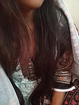 Snapshot of Neha_Tyagi chatting on November 24, 5:29 am Neha Tyagi online show from November 24, 5:29 am