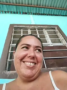 Snapshot of yyuly chatting on October 5, 5:00 pm yyuly online show from October 5, 5:00 pm