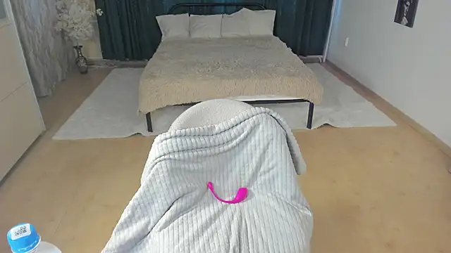 LiliaMoons online show from February 16, 10:33 am