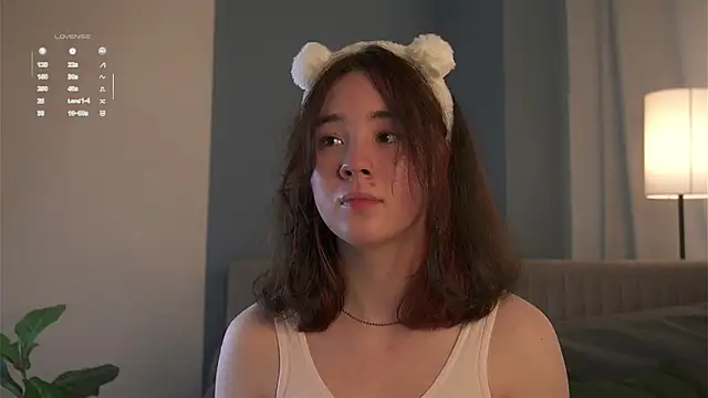 Snapshot of AlbertaClack chatting on September 19, 11:22 am AlbertaClack online show from September 19, 11:22 am