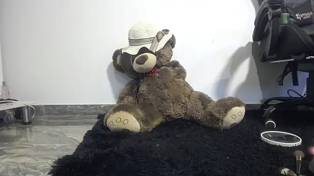 habdiela online show from September 22, 6:43 pm