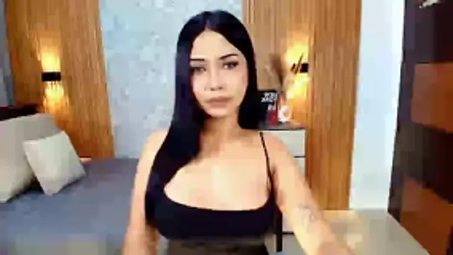 Snapshot of MiaFuckingWill chatting on October 19, 11:55 am MiaFuckingWill online show from October 19, 11:55 am